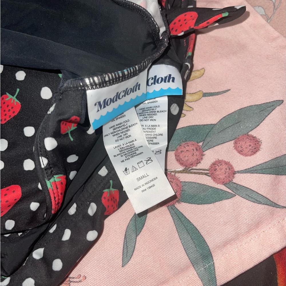 ModCloth bikini set - Picture 4 of 5